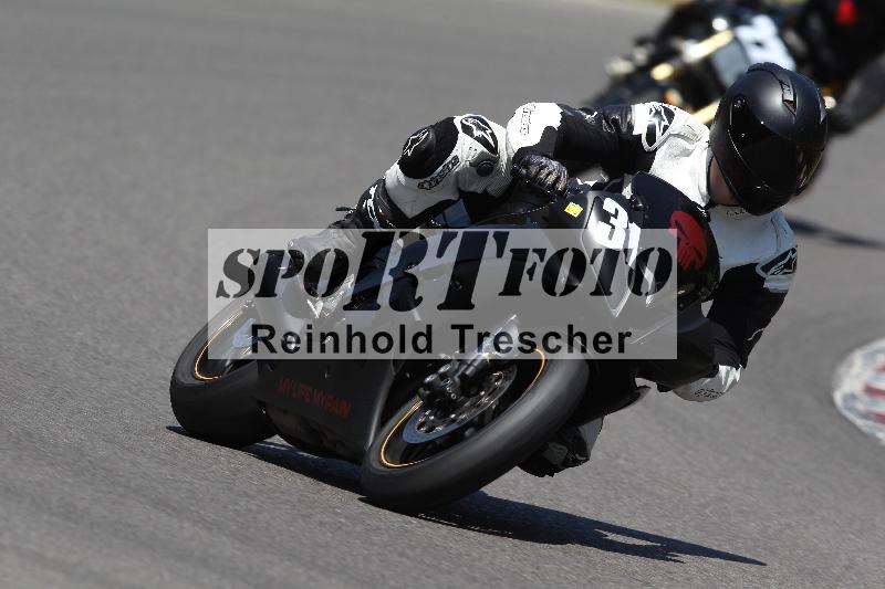 Archiv-2022/40 18.07.2022 Plüss Moto Sport ADR/Einsteiger/31